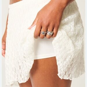 NWT Hollister White Lace Asymmetrical Lined Mini Skirt